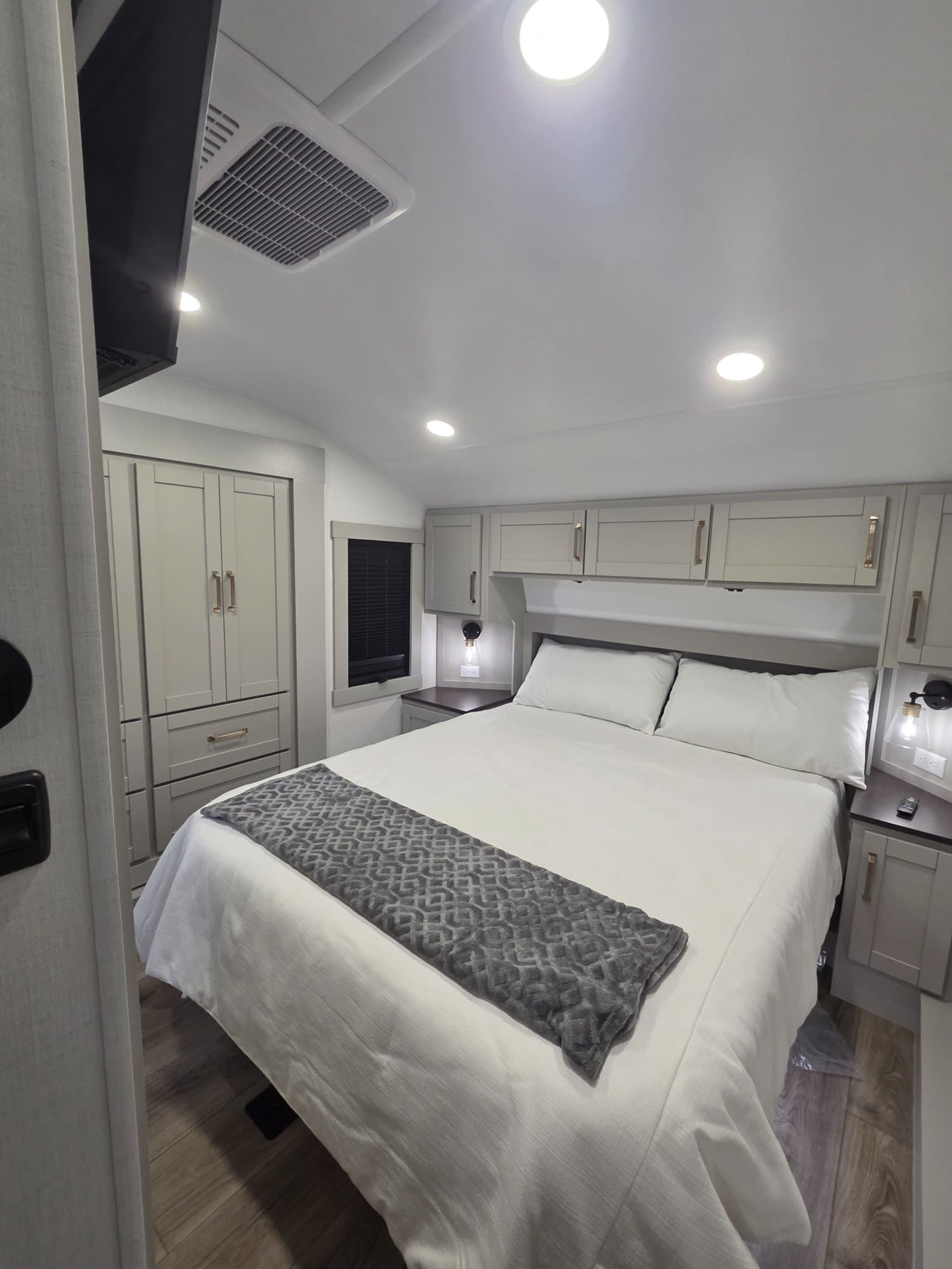 2026 Brinkley RV 2026 Brinkley RV Model Z - thumbnail 20