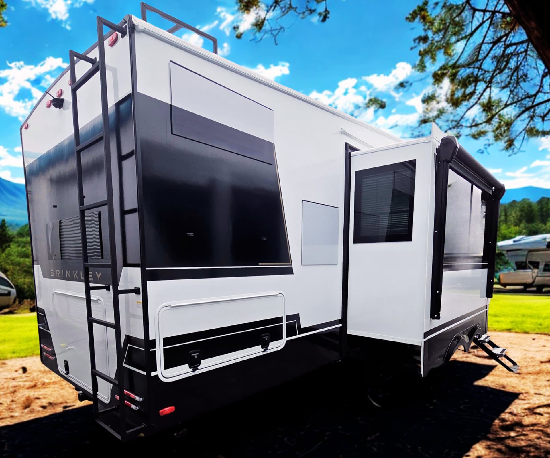 2026 Brinkley RV 2026 Brinkley RV Model Z - thumbnail 3