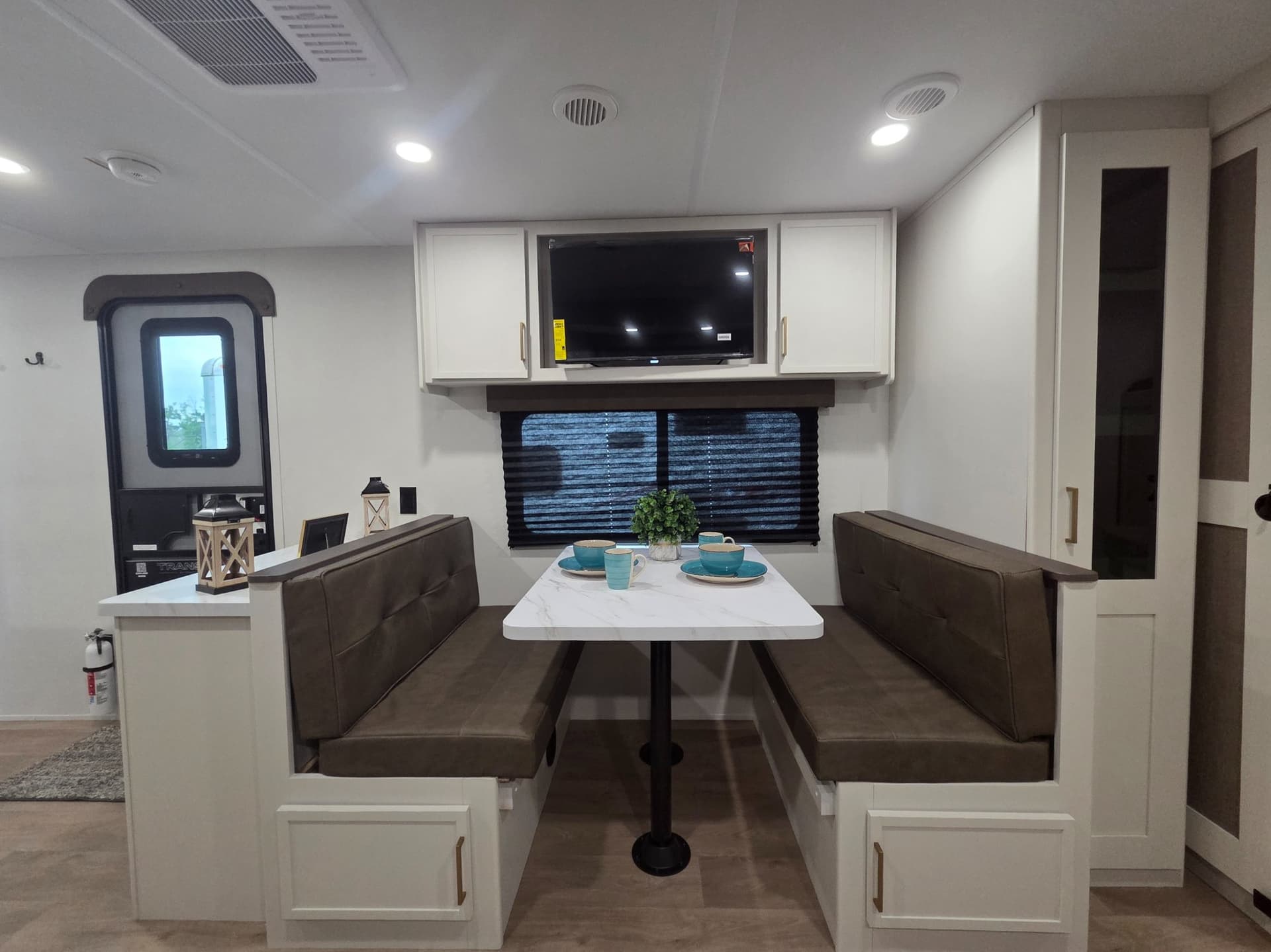 2026 Grand Design 2026 Grand Design Transcend - thumbnail 7