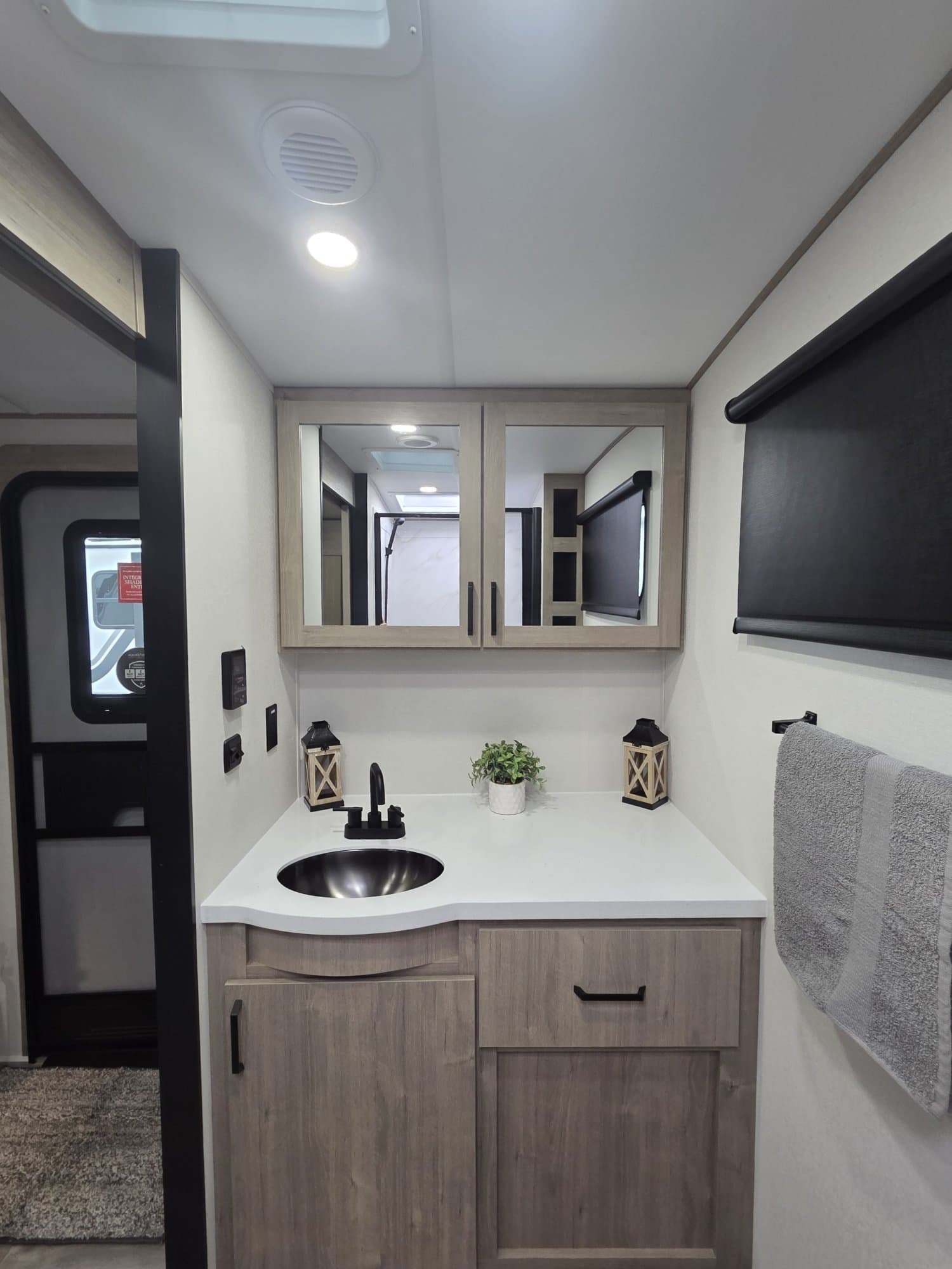 2026 Grand Design 2026 Grand Design Imagine - thumbnail 13