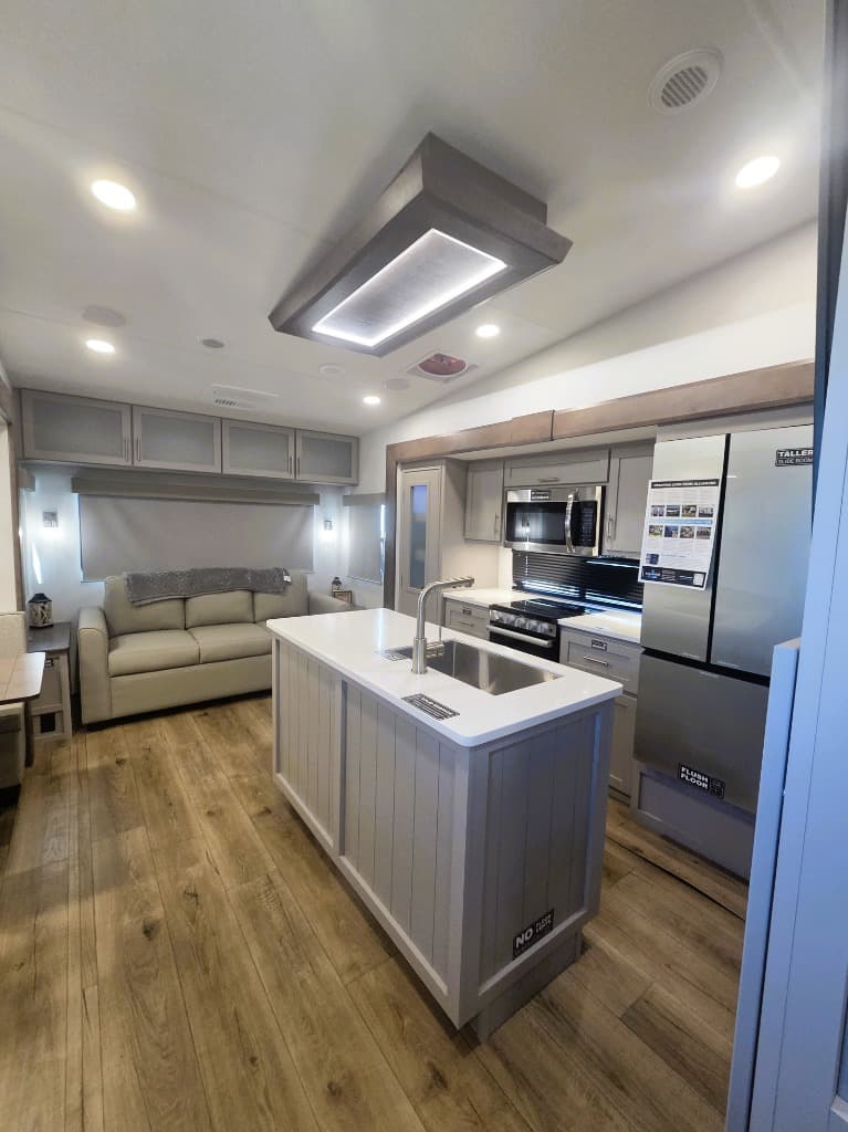 2026 Alliance RV 2026 Alliance RV Avenue - thumbnail 6