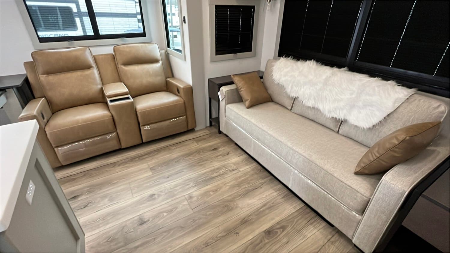 2026 Brinkley RV 2026 Brinkley RV Model Z - thumbnail 14