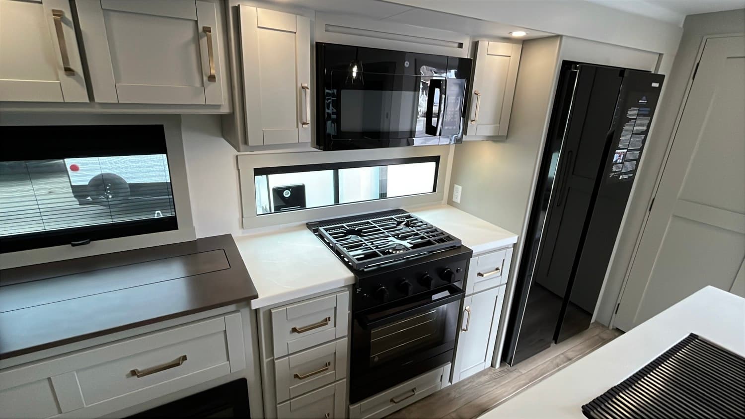 2026 Brinkley RV 2026 Brinkley RV Model Z - thumbnail 16