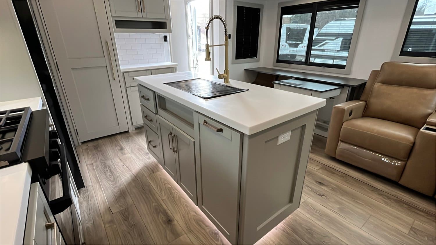 2026 Brinkley RV 2026 Brinkley RV Model Z - thumbnail 17