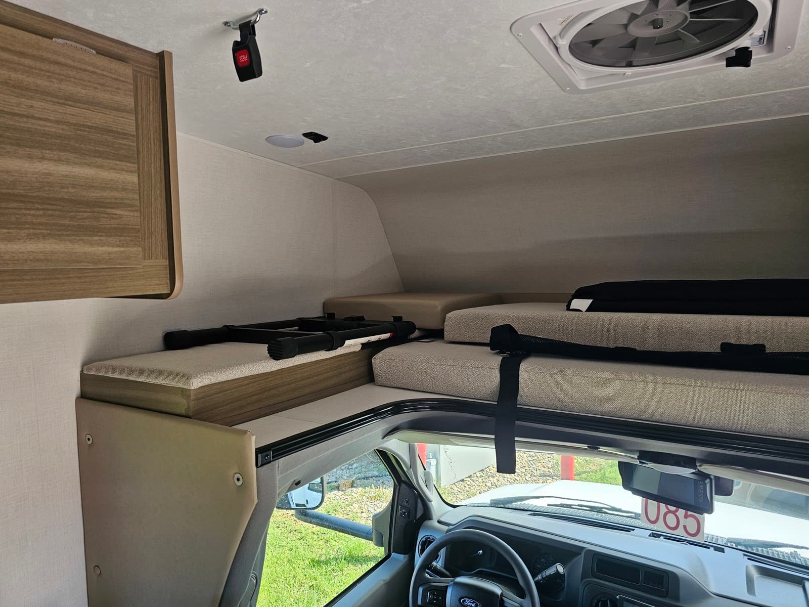 2026 Coachmen 2026 Coachmen Freelander - thumbnail 14