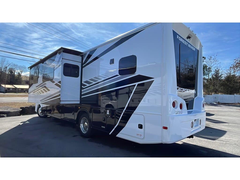 2026 Forest River 2026 Forest River Georgetown 5 Series GT5 - thumbnail 4