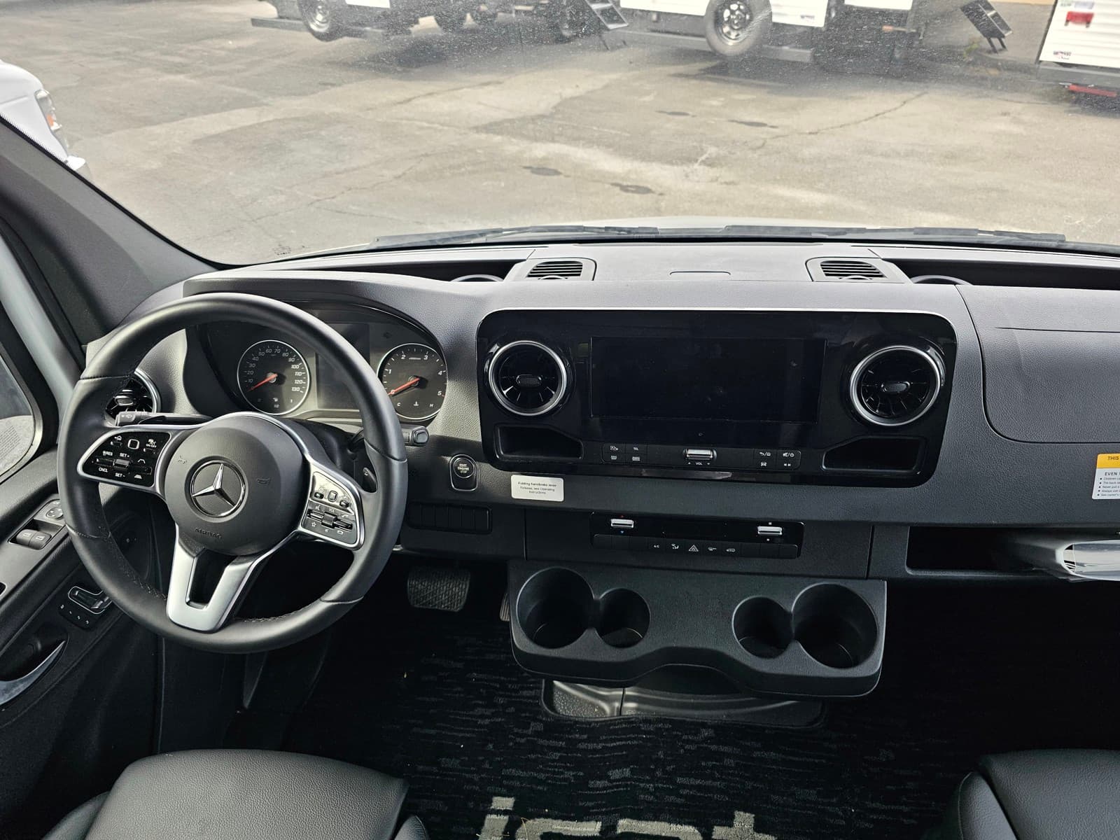 2025 Dynamax 2025 Dynamax Isata 3 - thumbnail 14