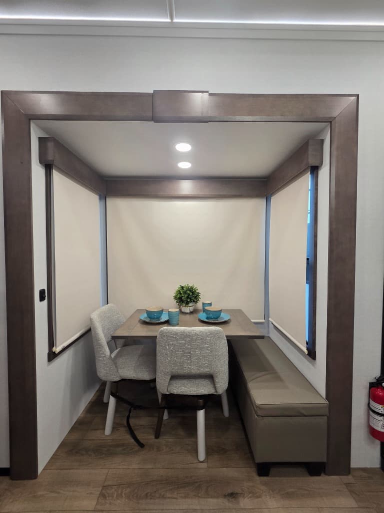 2026 Alliance RV 2026 Alliance RV Paradigm - thumbnail 8