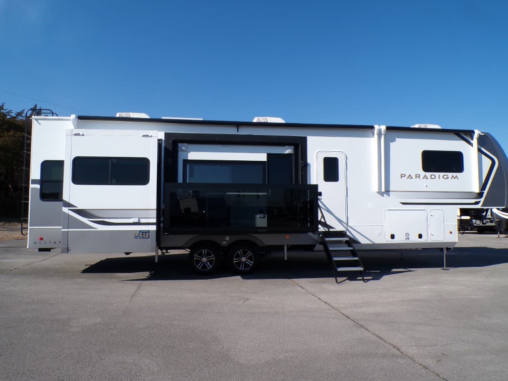 2026 Alliance RV 2026 Alliance RV Paradigm - thumbnail 7