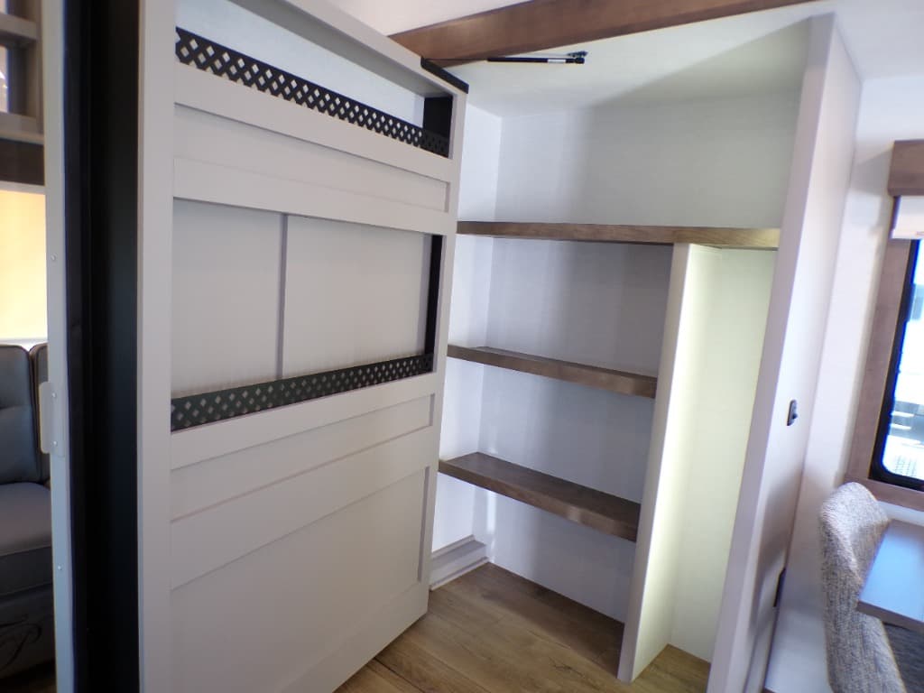 2026 Alliance RV 2026 Alliance RV Paradigm - thumbnail 35