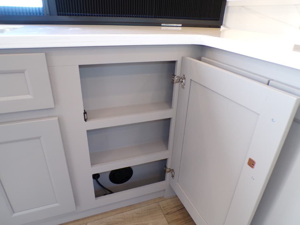 2026 Alliance RV 2026 Alliance RV Paradigm - thumbnail 44