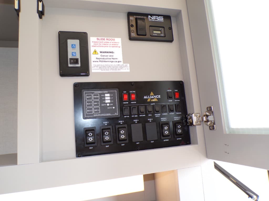 2026 Alliance RV 2026 Alliance RV Paradigm - thumbnail 58