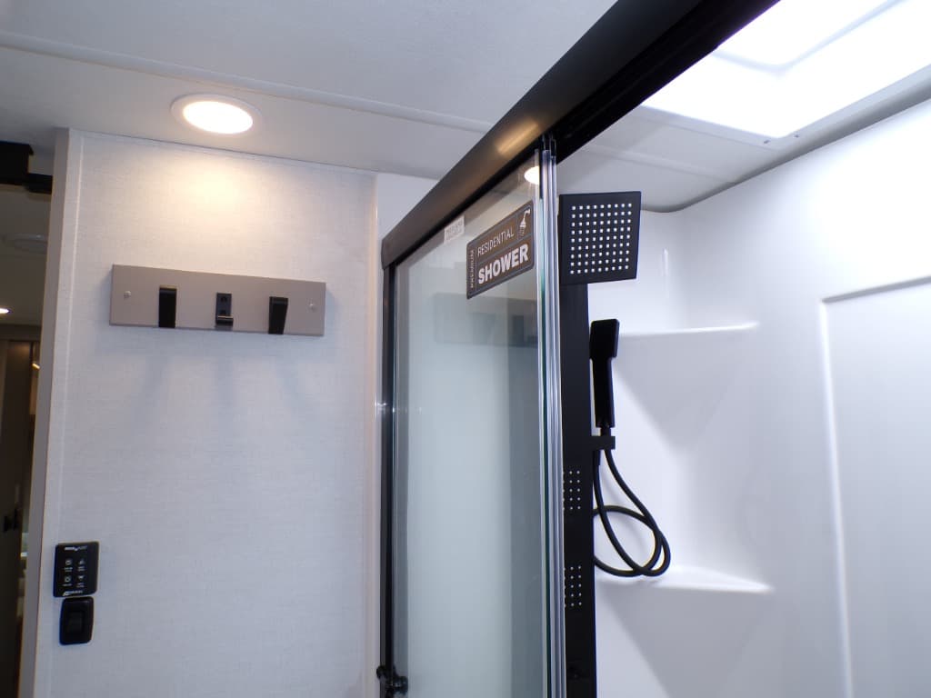 2026 Alliance RV 2026 Alliance RV Paradigm - thumbnail 67