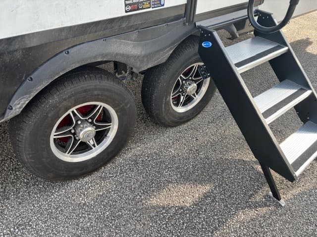 2026 Grand Design 2026 Grand Design Reflection 100 Series - thumbnail 8