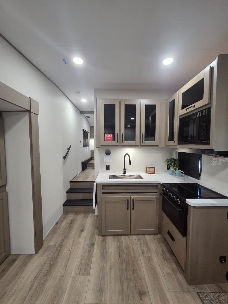 2026 Grand Design 2026 Grand Design Reflection 100 Series - thumbnail 9