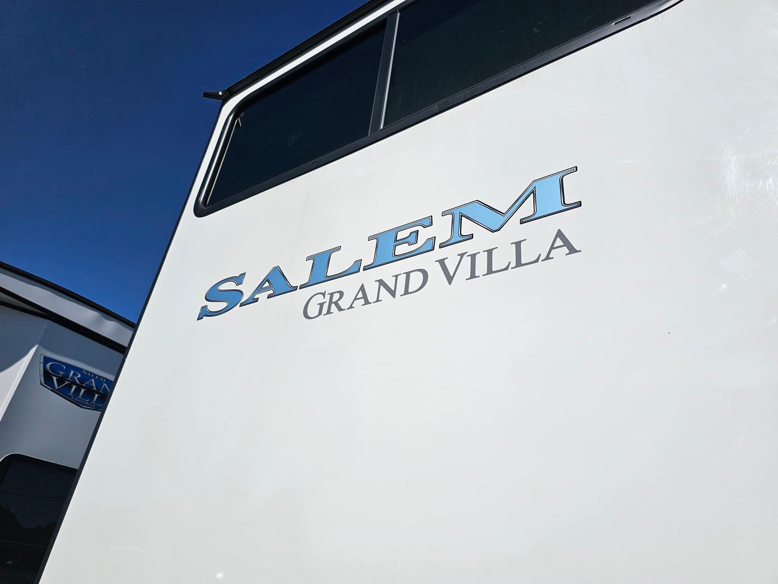 2025 Forest River 2025 Forest River Salem Grand Villa Destination Trailer - thumbnail 39