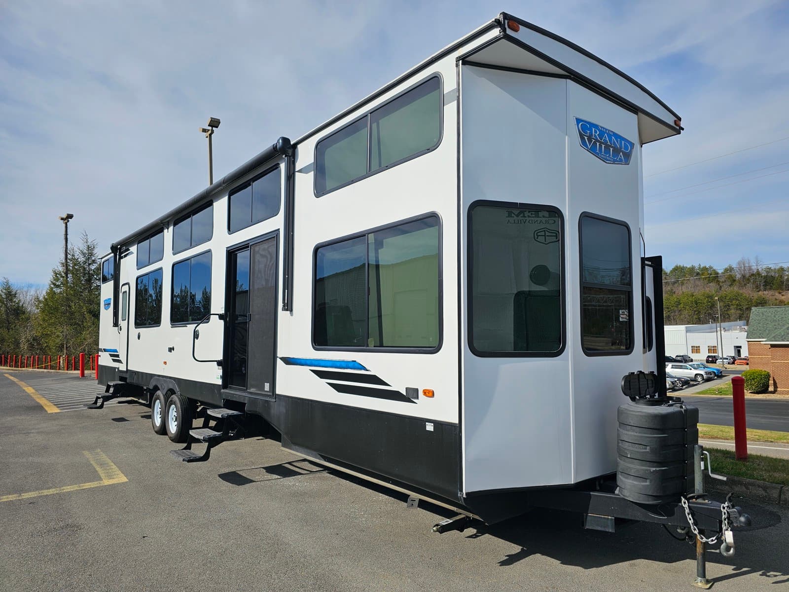 2023 Forest River Salem Grand Villa 42VIEW