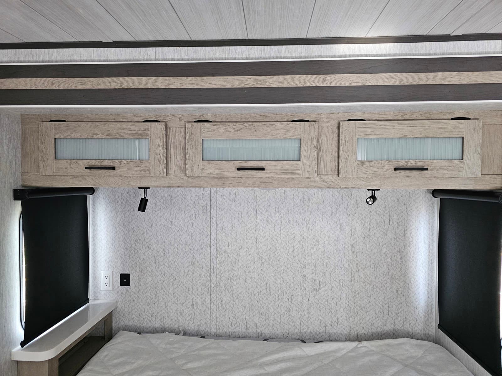 2023 Forest River 2023 Forest River Salem Grand Villa - thumbnail 34