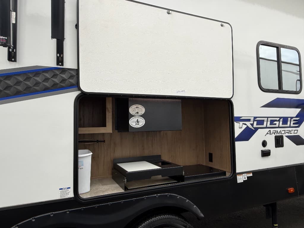 2024 Forest River 2024 Forest River Vengeance - thumbnail 5