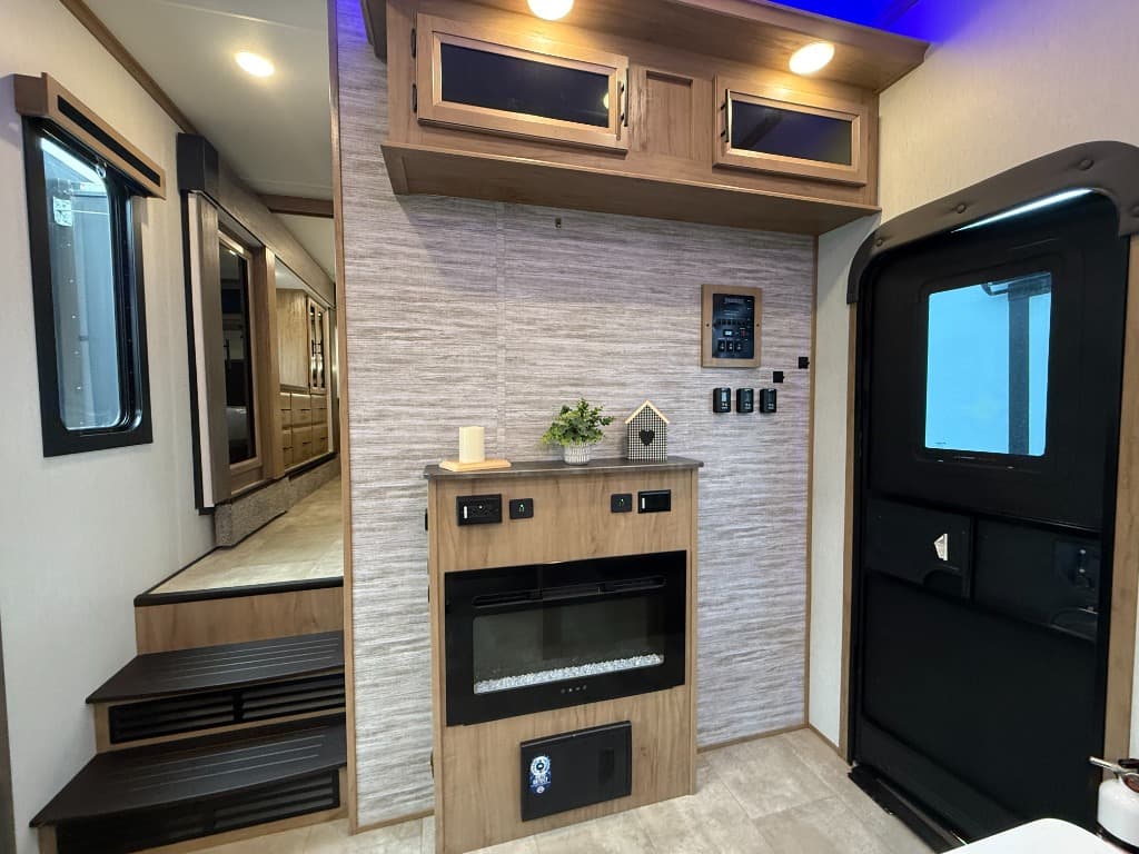 2024 Forest River 2024 Forest River Vengeance - thumbnail 19