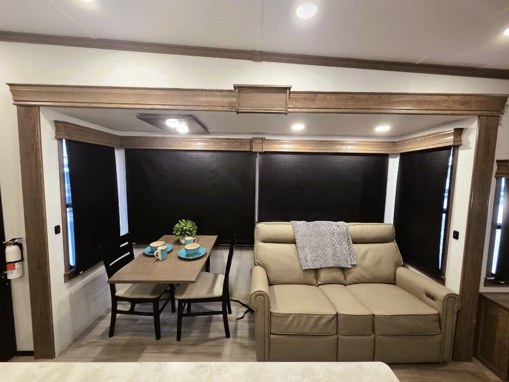 2024 Alliance RV 2024 Alliance RV Paradigm - thumbnail 9