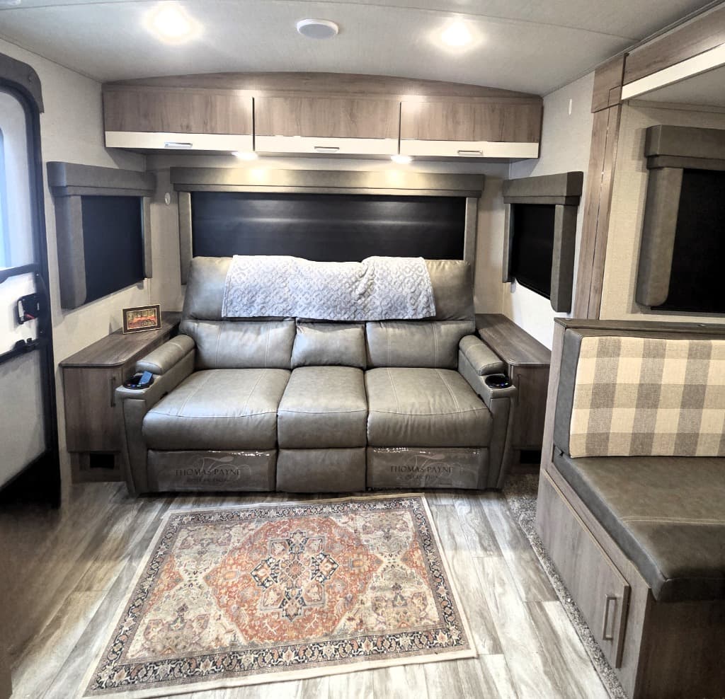 2022 Grand Design 2022 Grand Design Imagine - thumbnail 8