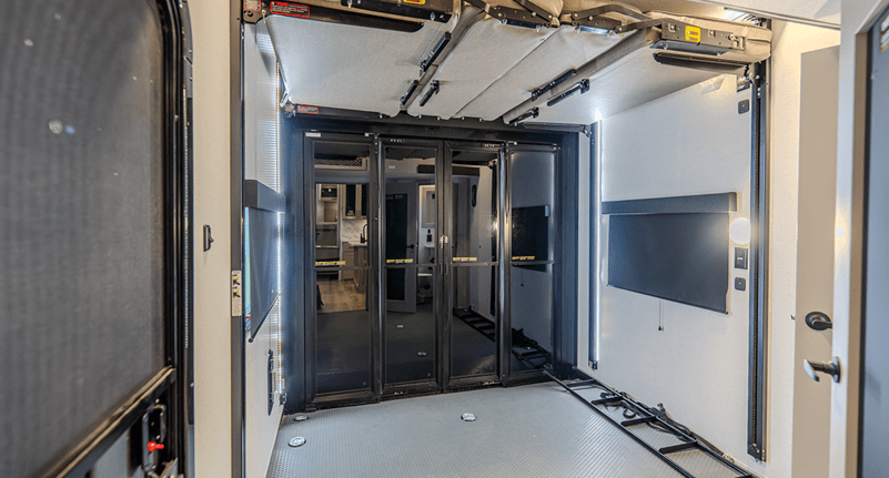 2026 Alliance RV 2026 Alliance RV Valor - thumbnail 4