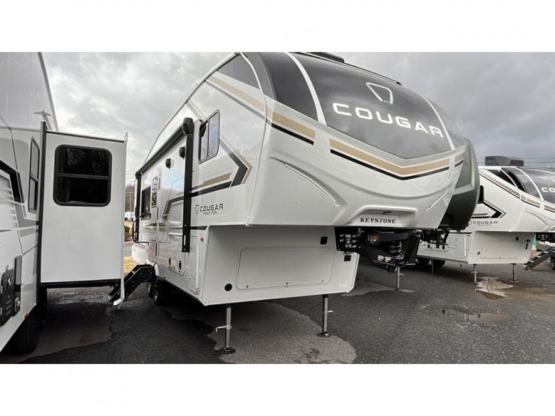 2026 Keystone RV Cougar Half Ton 23MLE