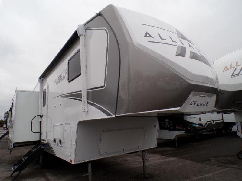 2026 Alliance RV Avenue 25RL